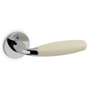 Olivari – Maniglia CLUB ottone CROMO LUCIDO/PELLE M181RB8B CV