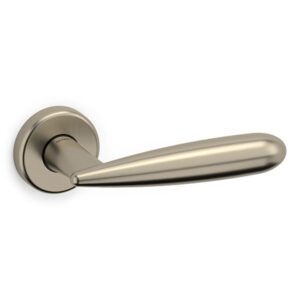 Olivari – Maniglia FUTURA ottone SUPERNICHEL SATINATO M172RB8 NS