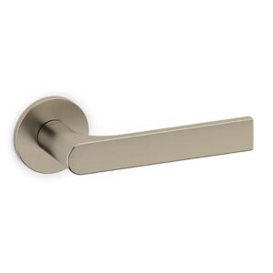 Olivari – Maniglia GLORIA ottone SUPERNICHEL SATINATO M268RB8B NS