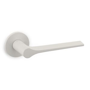 Olivari – Maniglia LAMA "L" ottone BIANCO OPACO M106RB8B BP