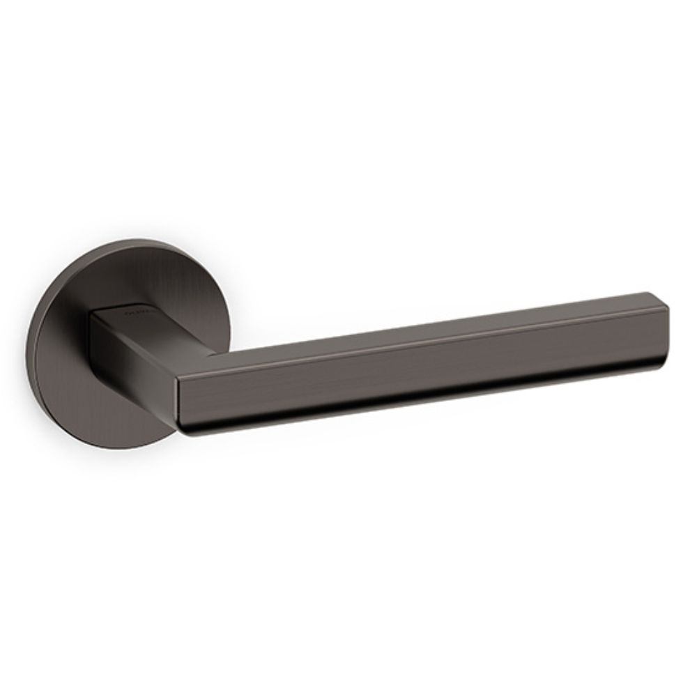 Olivari – Maniglia OKAY ottone SUPERANTRACITE SATINATO M262RB8B US