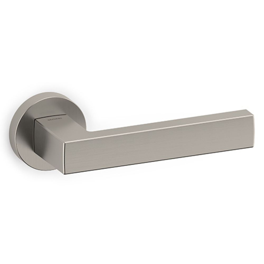 Olivari – Maniglia PLANET ottone SUPERINOX SATINATO M195RB8 IS