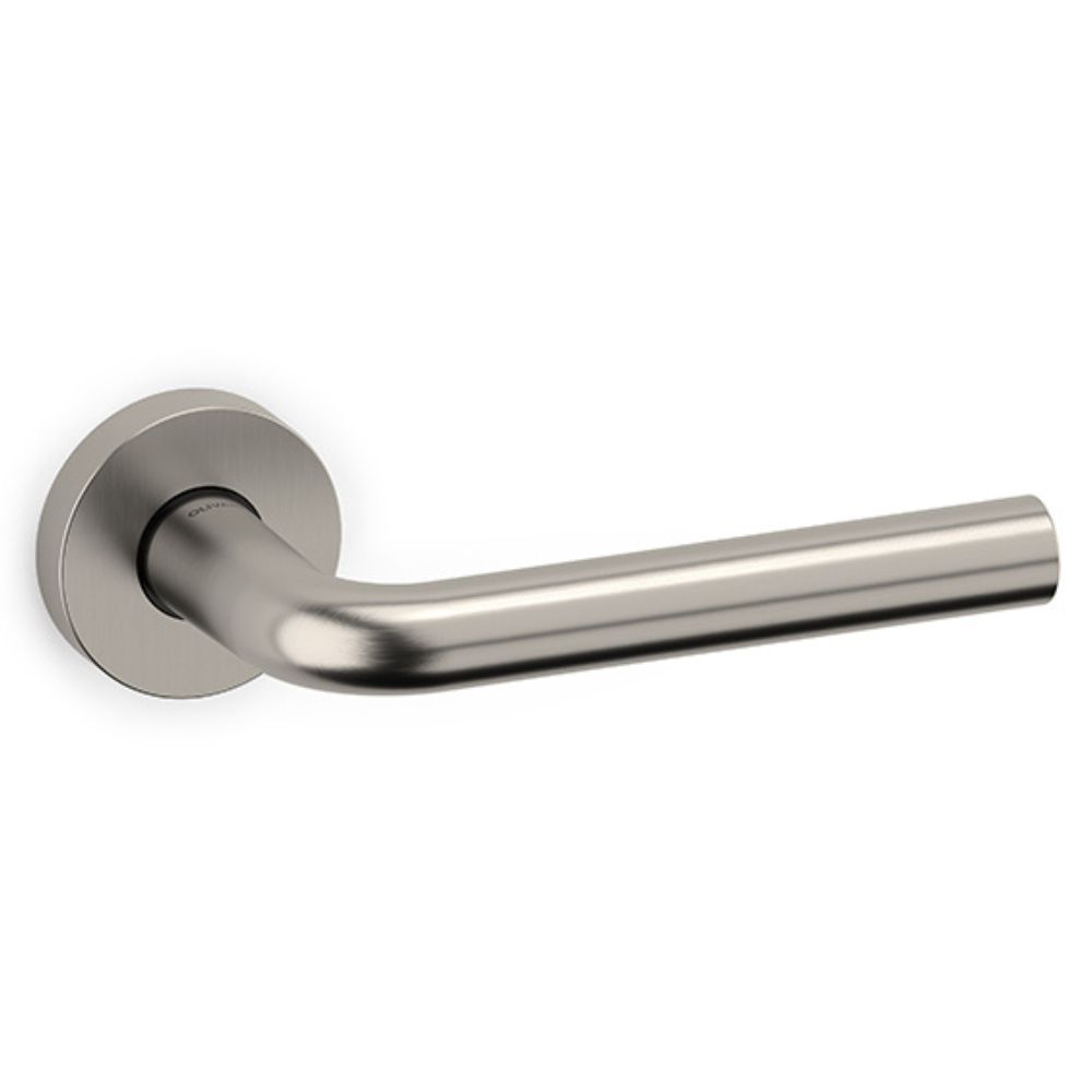 Olivari – Maniglia RAFFAELLA ottone SUPERINOX SATINATO M128RB8 IS