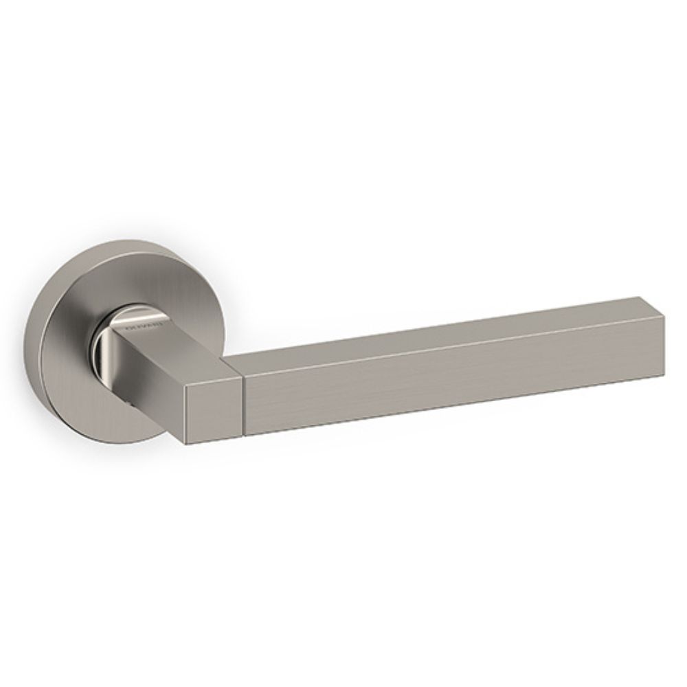 Olivari – Maniglia TIME ottone SUPERINOX SATINATO M192RB8 IS