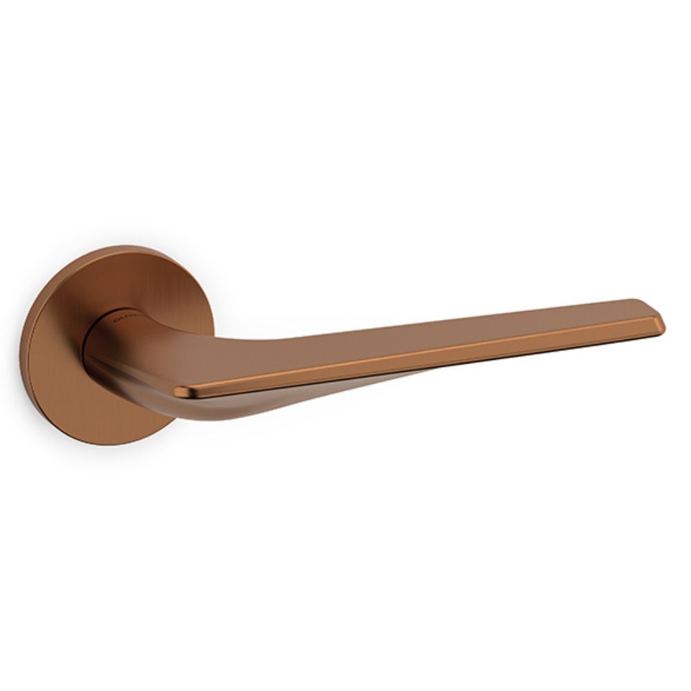 Olivari – Maniglia TWIST ottone SUPERRAME SATINATO M242RB8B RS